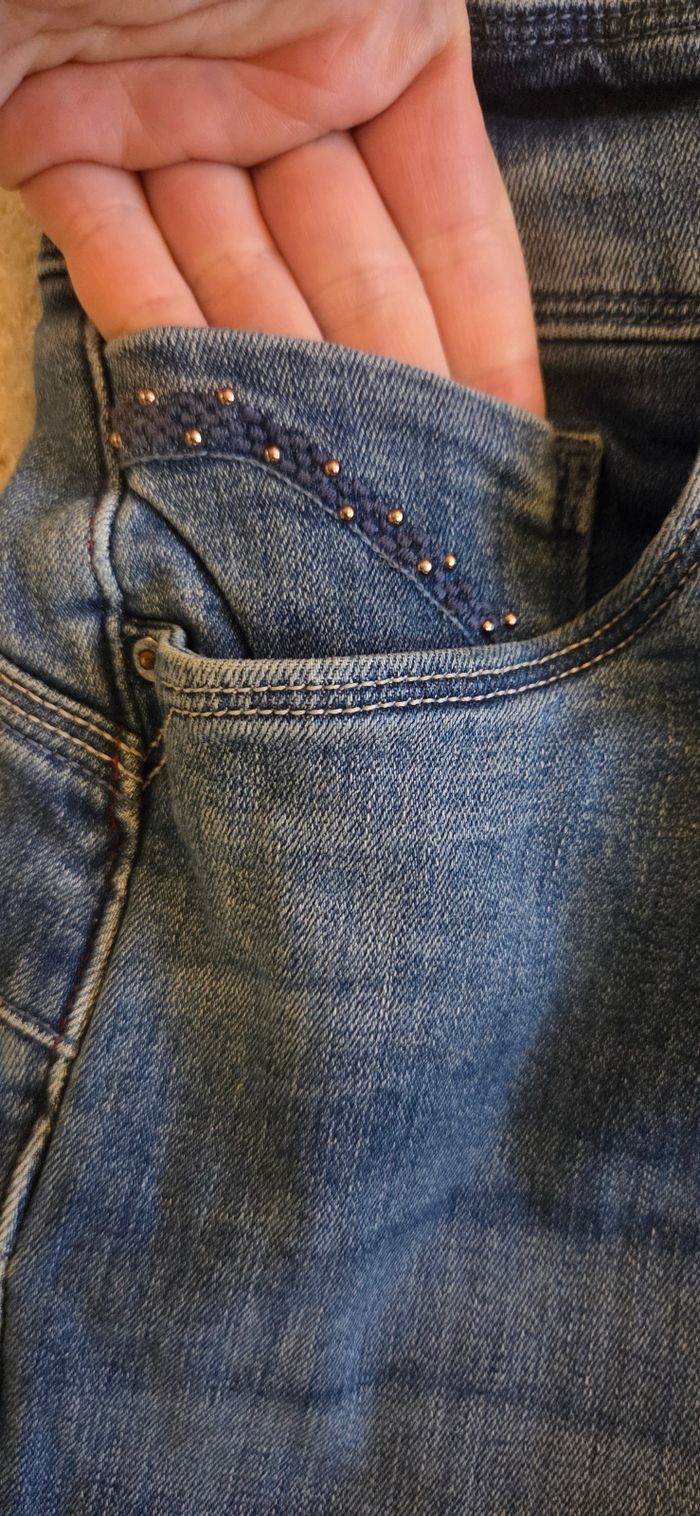 Jean Salsa Push In Secret 👖 taille 36 – effet galbant & coupe sculptante – excellent état - photo numéro 2