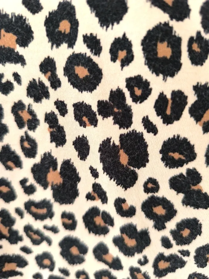 Robe H&M 8 ans - photo numéro 2