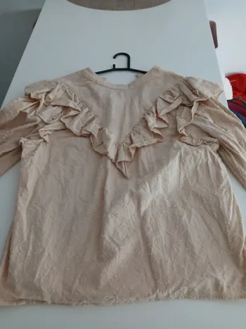 Blouse kiabi à broderie