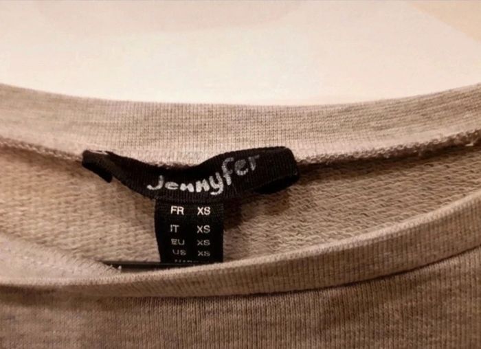 Pull Jennyfer gris - photo numéro 2
