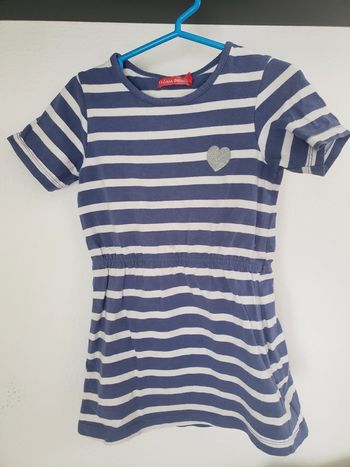 Robe à manches courte