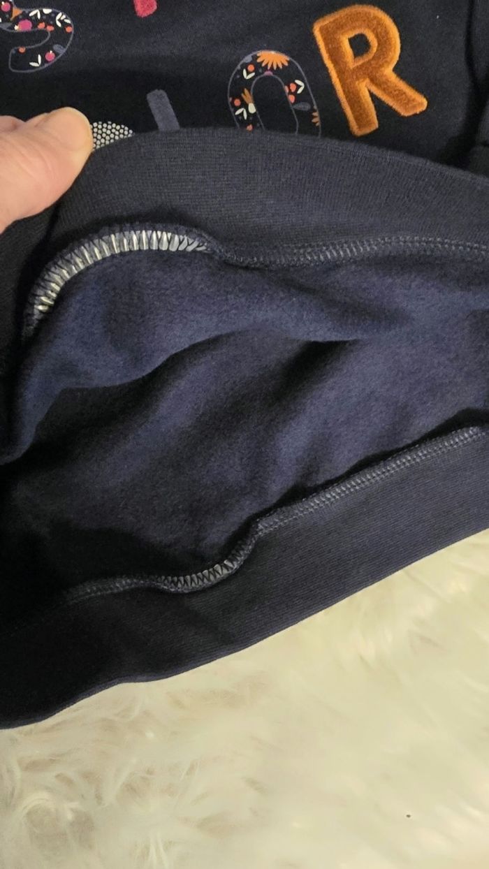 NEUF (non porté)🏷🤩😍🩷🩷superbe  sweat molleton 10 ans fille 🩷🩷🩷 - photo numéro 5