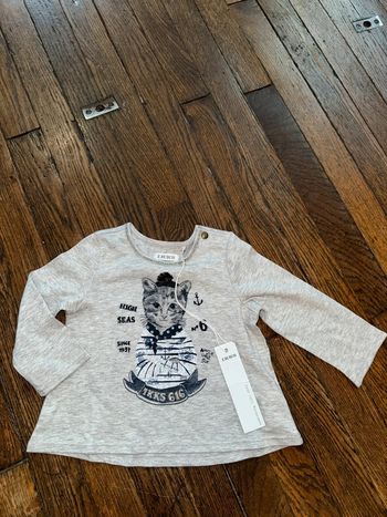 T-shirt ikks 6 mois Neuf avec étiquette