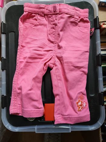 Pantalon fille ,6 mois,orchestra