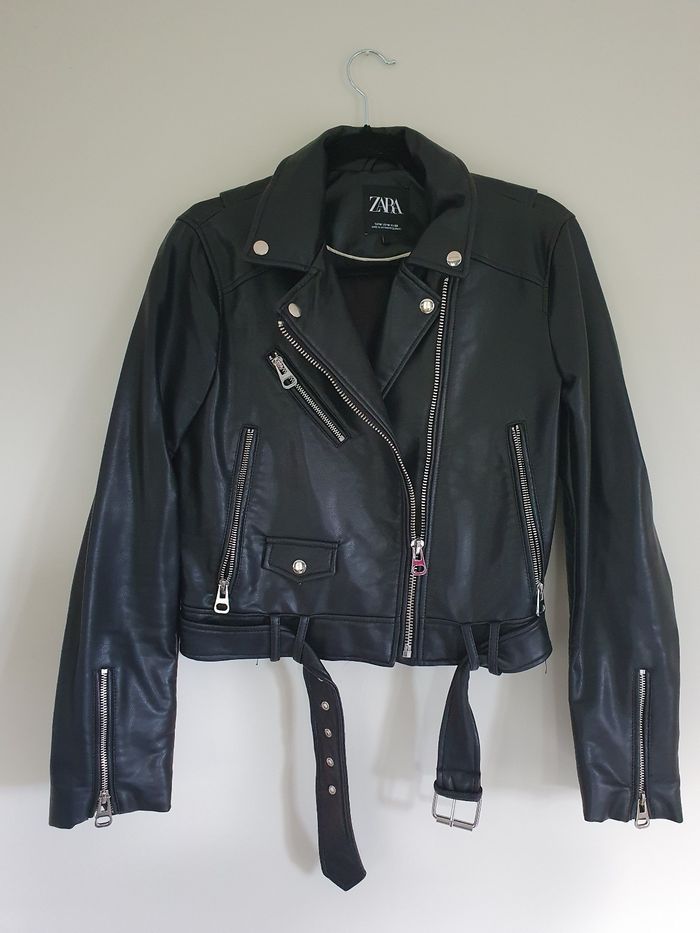 Veste perfecto femme simili cuir noire Zara M