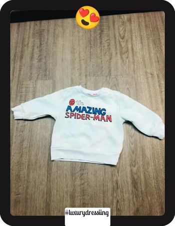 Pull  pour bébé taille 12mois  en très bonne état Disney 🧸