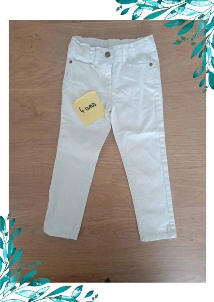 Pantalon blanc fille 4 ans - photo numéro 2