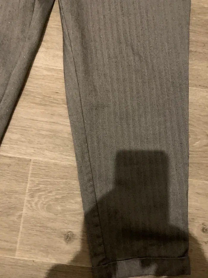 pantalons à petites rayures - photo numéro 4