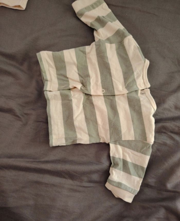 Lot tee shirt manches longues - photo numéro 5