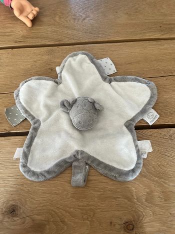 Doudou vache Noukie’s