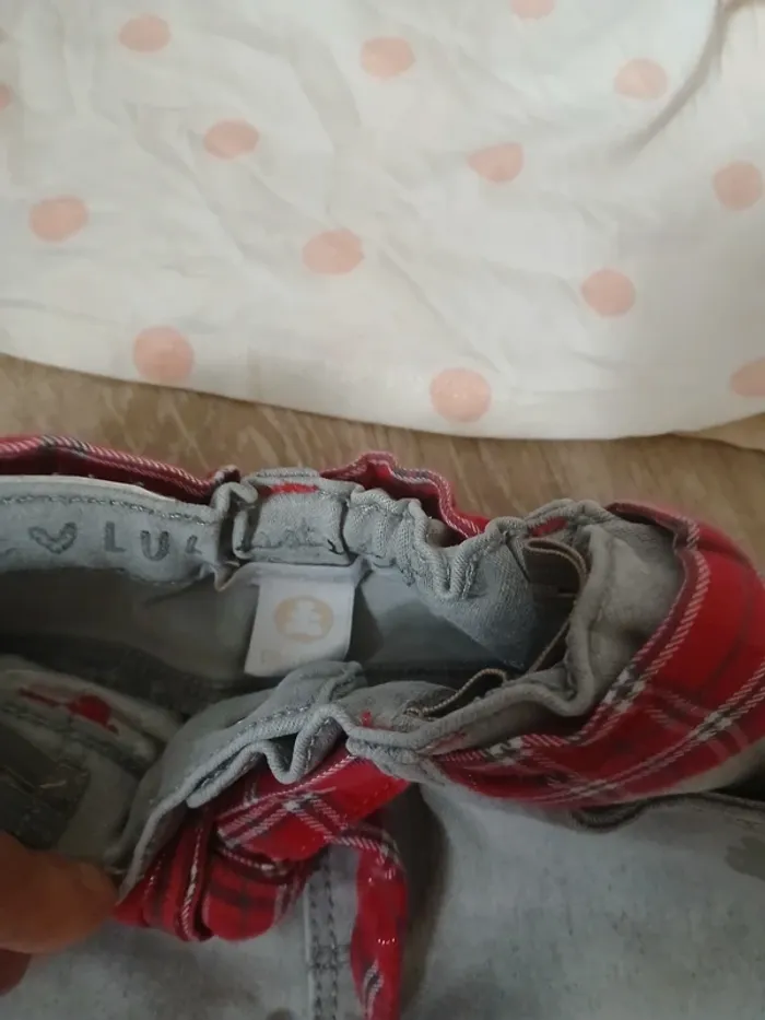 Lot de 4 vêtements bébé fille 6 mois - photo numéro 2