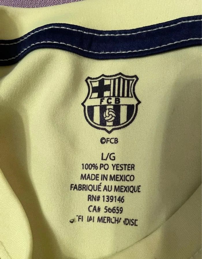 Maillot Barça et magnet FCB - photo numéro 5