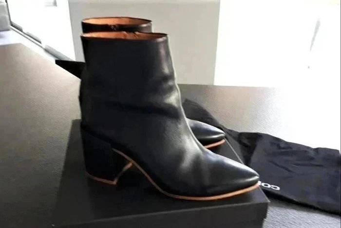 100 € Herault Cop copine bottines en cuir taille 40 - photo numéro 3