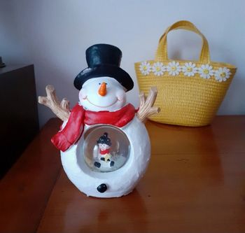 Neuf:Boule à neige "Bonhomme de neige & Enfant