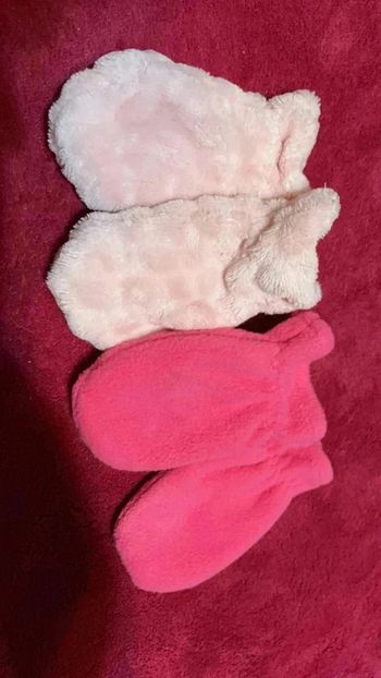 Moufles bébé fille