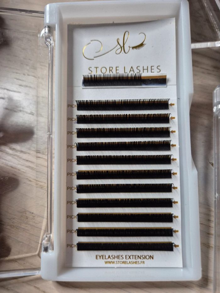Extensions de cils en soie - photo numéro 2