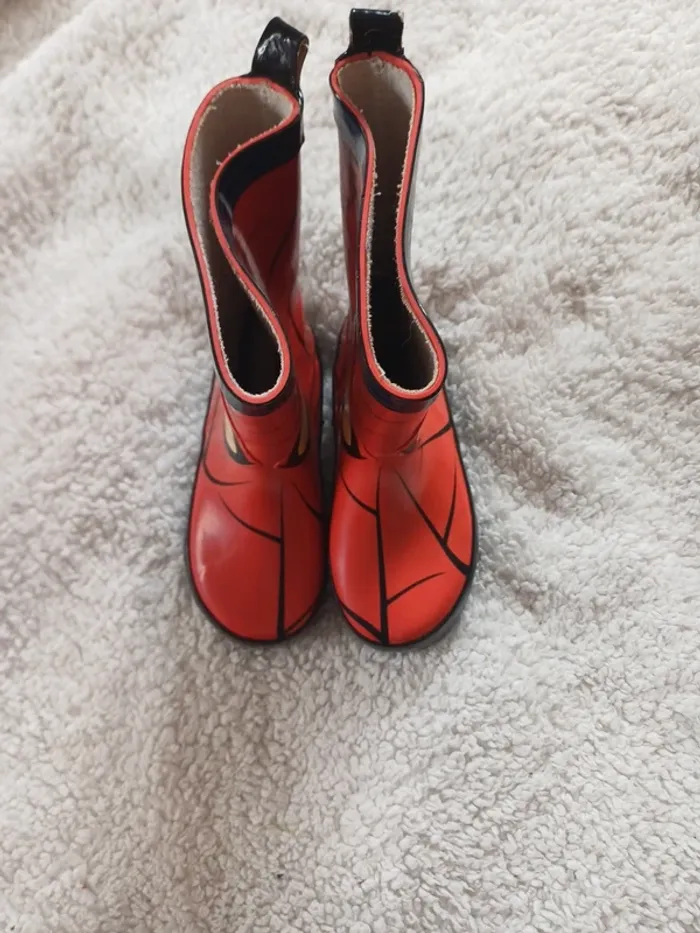 Bottes en caoutchouc spiderman - photo numéro 2