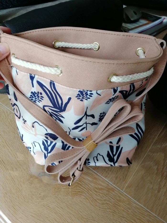 Sac à main bandoulière - photo numéro 4