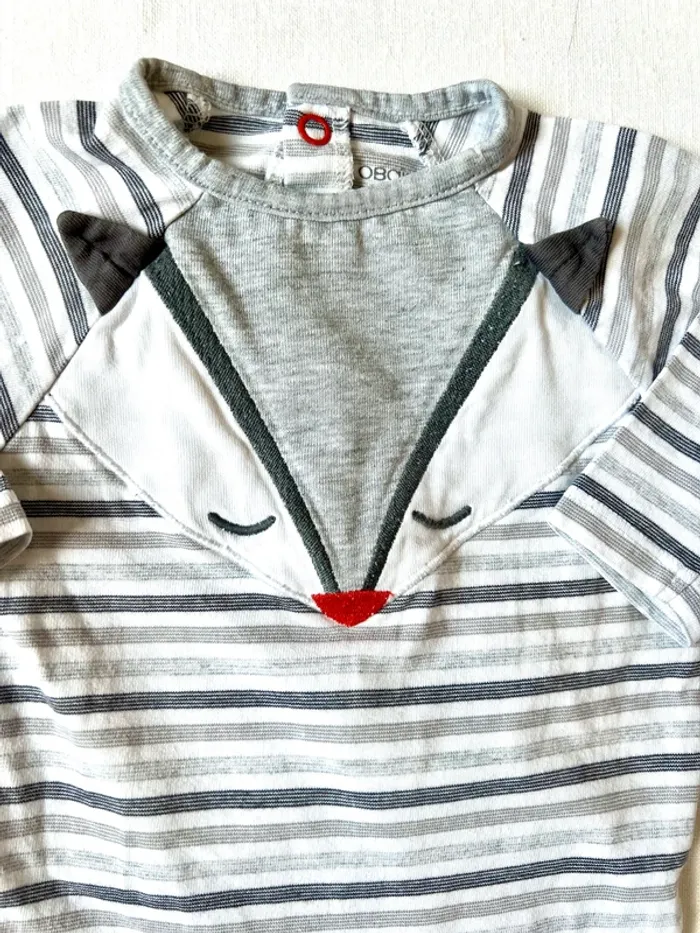 Pyjama léger Obaïbi 1 mois – coton blanc et gris – motif animal – parfait état - photo numéro 2