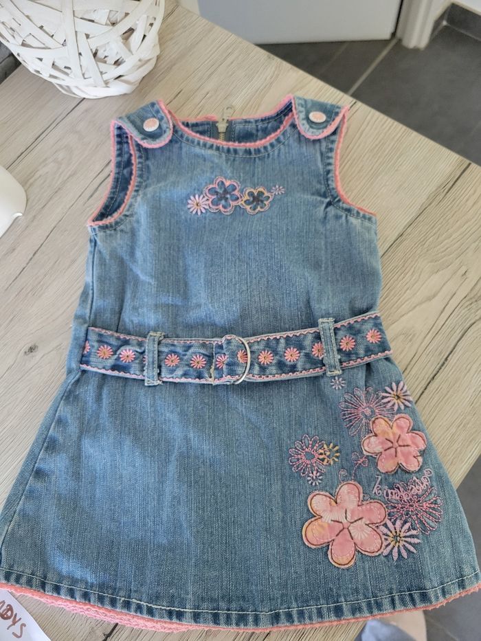 Vêtements en lot fille 6 mois - photo numéro 4