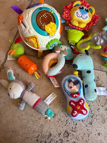 Lot jeux d éveil bébé