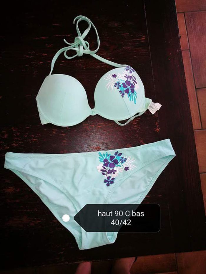 ensemble neuf maillot de bain