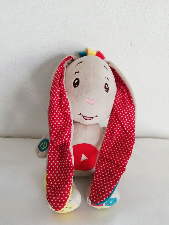 léo mon lapin d'apprentissage peluche interactive - photo numéro 2