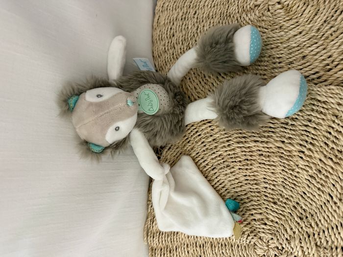 DOUDOU BABY NAT OURS FRISOUNOURS FOURURE GRIS BLANC BLEU MOUCHOIR 30c