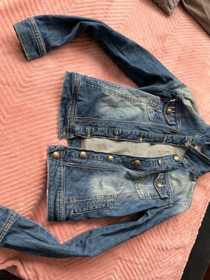 Veste, cache-cache - photo numéro 3