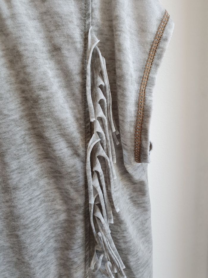 T-shirt fille 16 ans - photo numéro 4