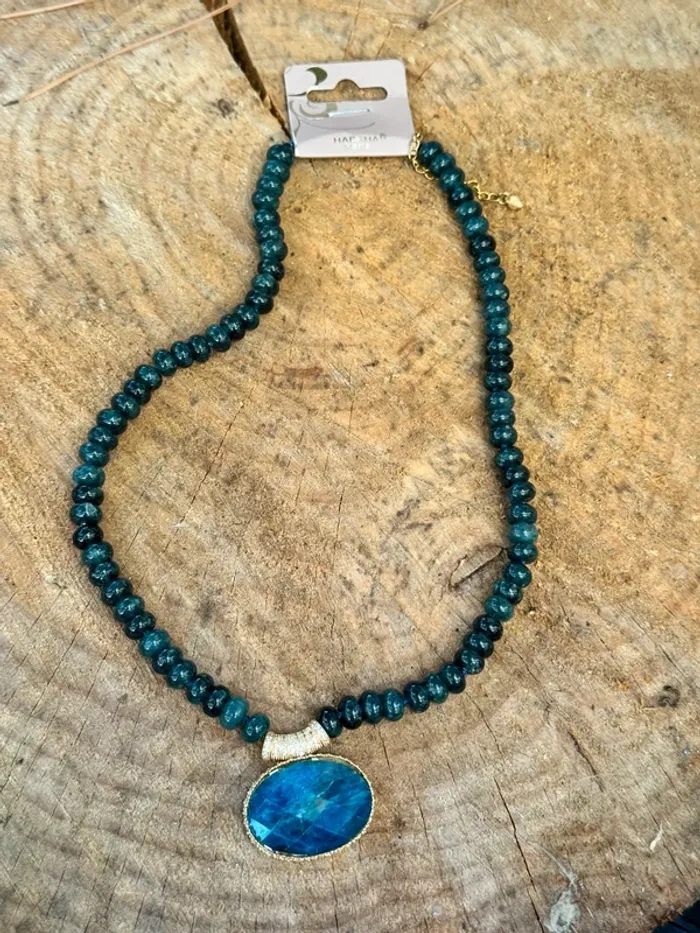 Gros collier habaha Paris  acier inoxydable or zircons tout en perles et pierres  pyrite