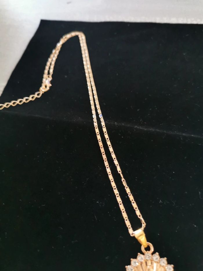 Collier et pendentif sainte vierge - photo numéro 3