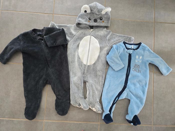 Lot de 3 pyjamas polaire