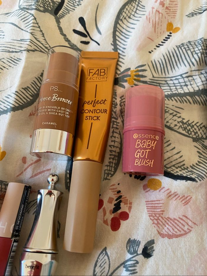 Maquillage en lot - photo numéro 7