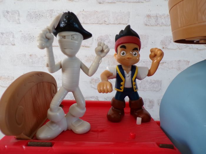 Jake et les Pirates - Bateau - La bataille de Jake - Chute du naufrage - photo numéro 6