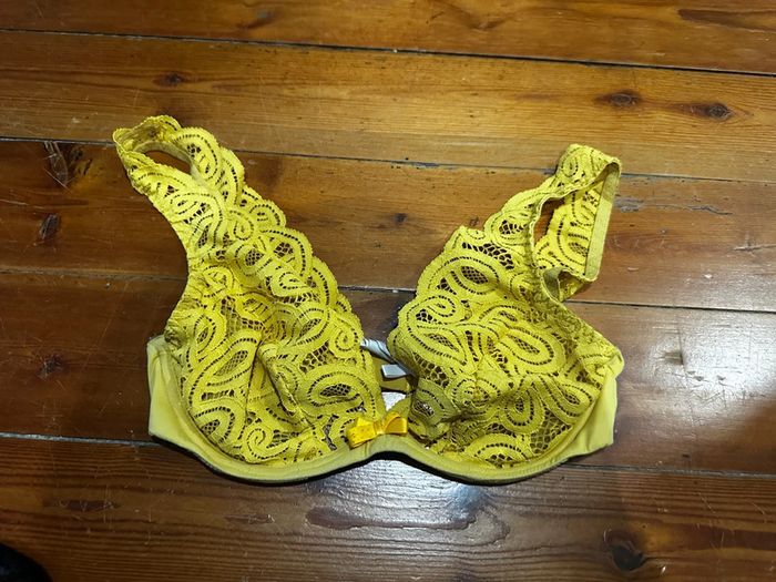 Soutien gorges dentelle darjeeling jaune t M