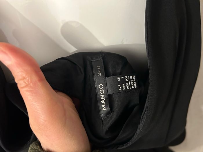 Robe avec épaulettes et dos nu - photo numéro 6