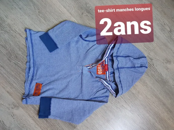 Tee-shirt 2 ans/24 mois à capuche