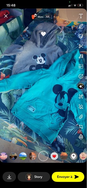 Lot 2 pull Mickey 3 ans 