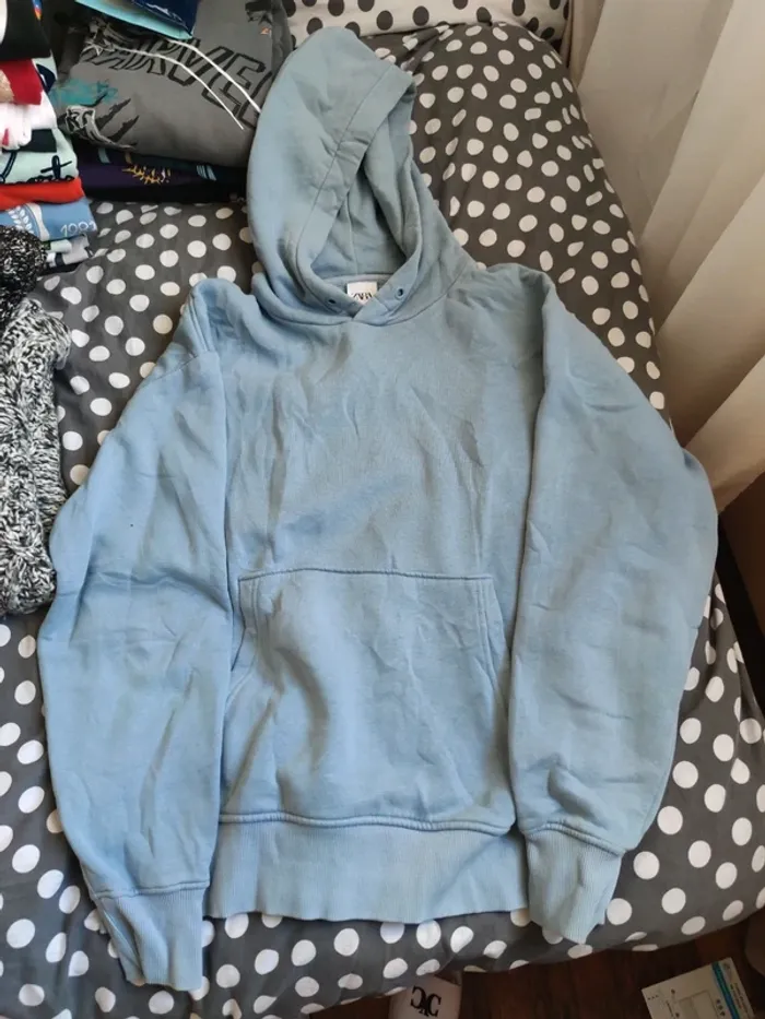 Sweat à capuche bleu Zara taille L