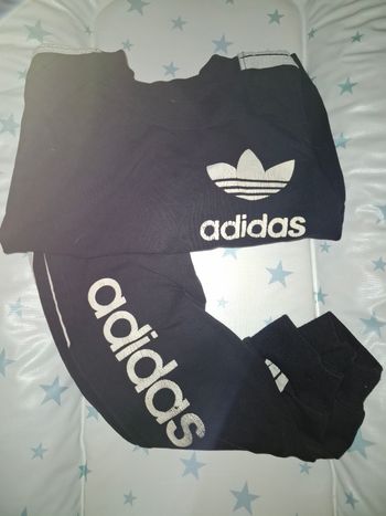 Ensemble adidas
