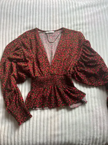 Blouse fleurie pull and bear