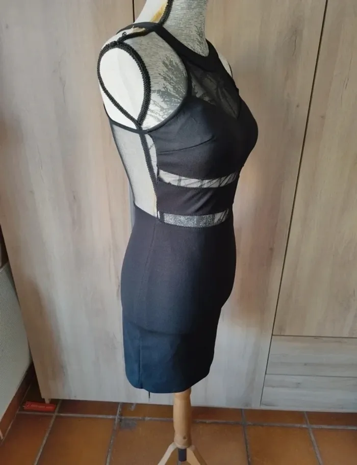 Magnifique robe taille 34-36 - photo numéro 2