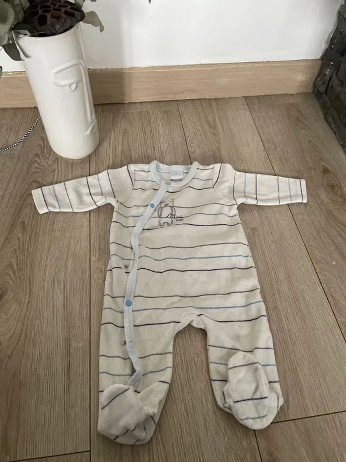 Pyjamas velour rayé