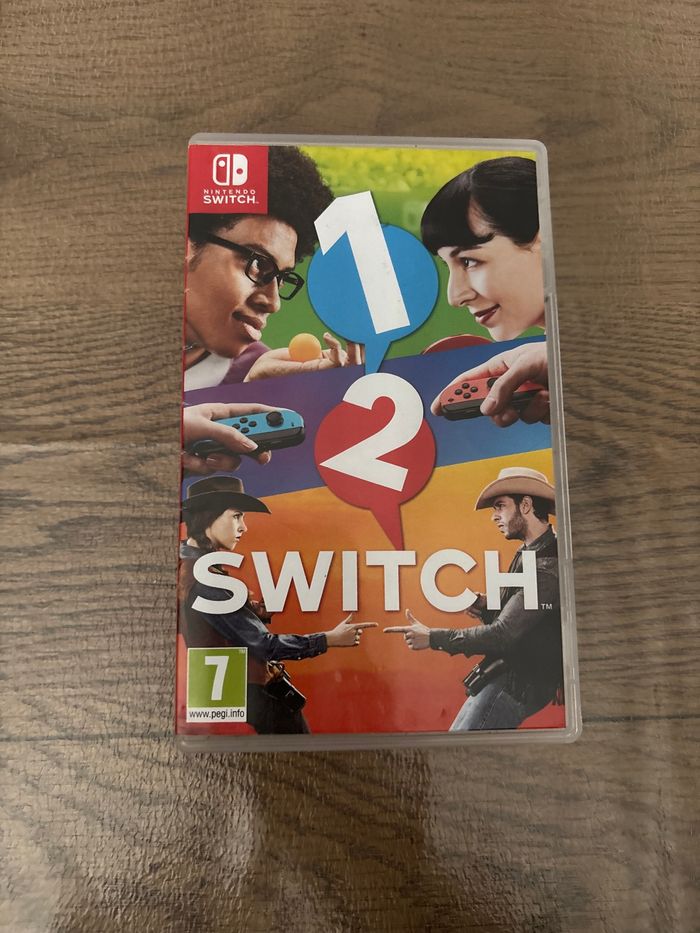 Switch avec 7 jeux et accessoires - photo numéro 7