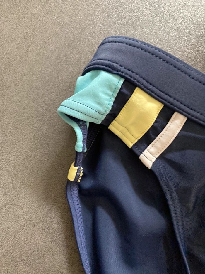 Maillot de bain garçon enfant taille 5 ans - photo numéro 2