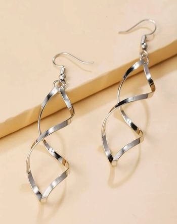 Boucle d’oreille spirale
