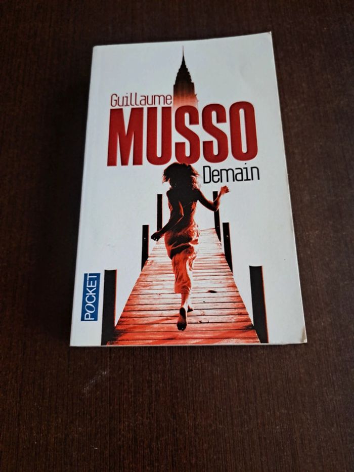 Livre de Guillaume Musso Demain