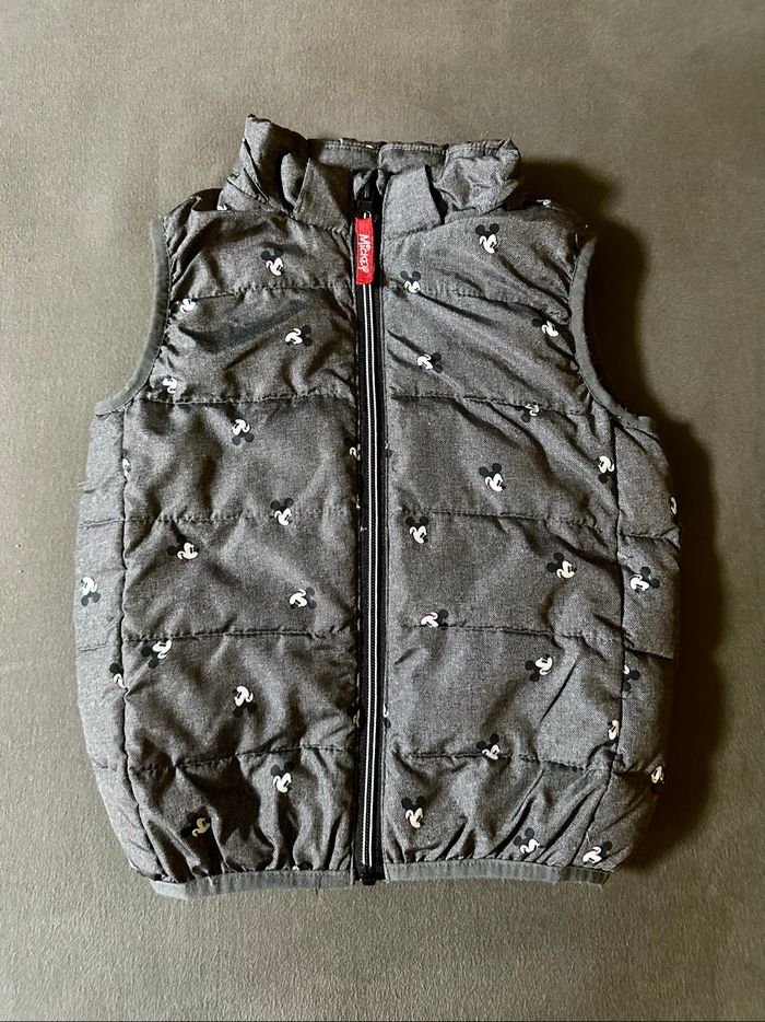Veste sans manches garçon H&M Disney - Mickey – Gris – Taille 104 - photo numéro 4
