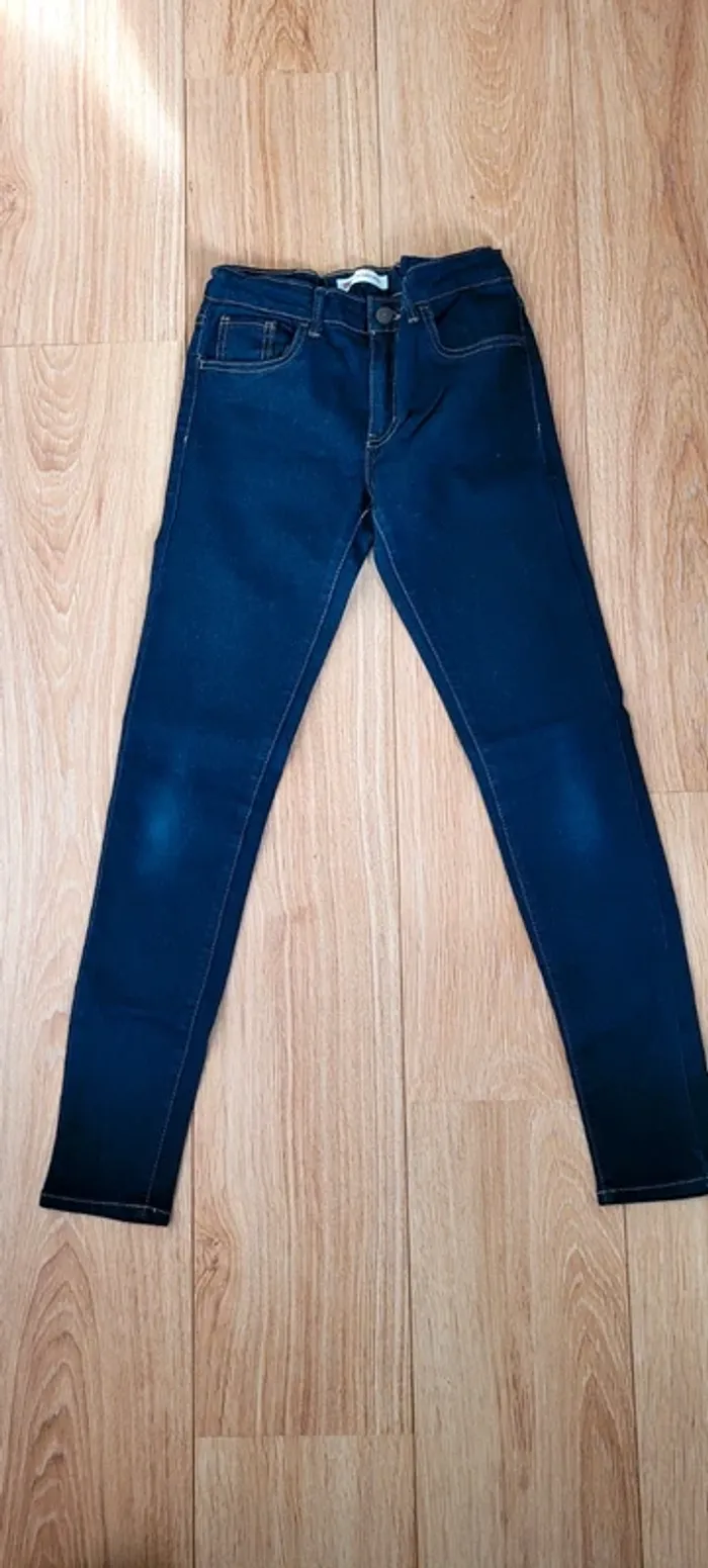 Jeans Levi's fille 710 taille 14 ans - photo numéro 3